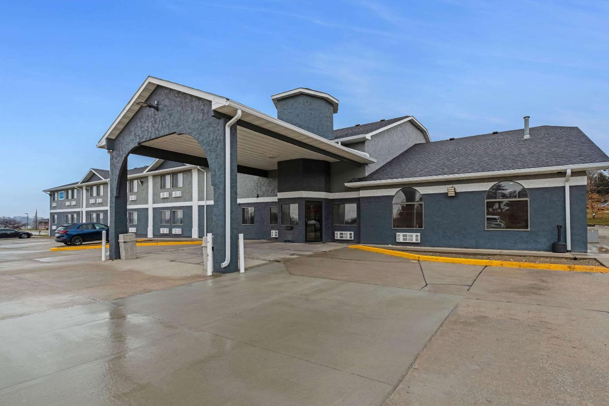 Rodeway Inn Red Oak Exterior photo